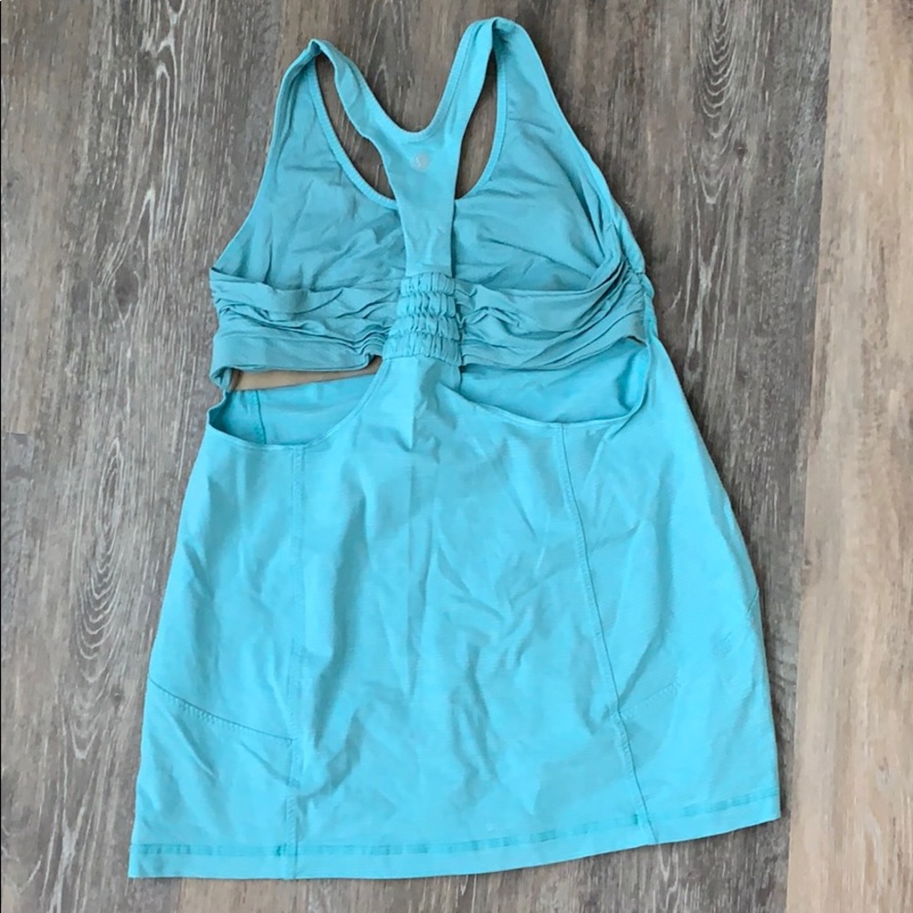 Lululemon tank with built in bra size 10